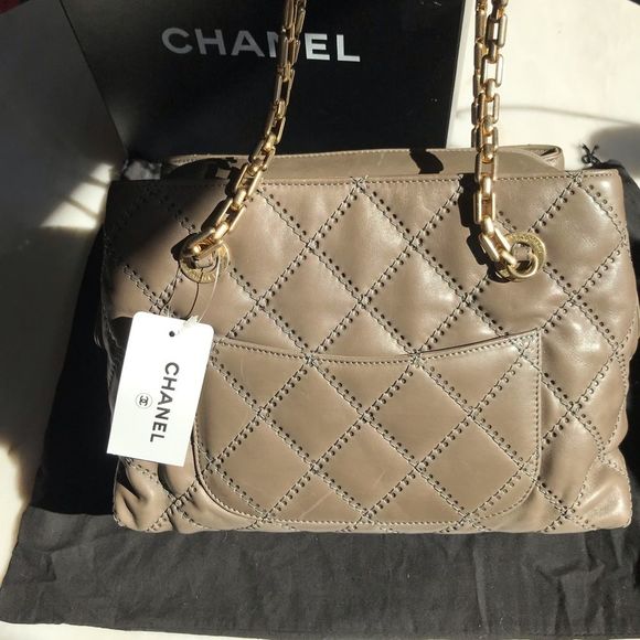 CHANEL Grey Small Zip Shopping Bag 31 CM NWT - Picture 2 of 12